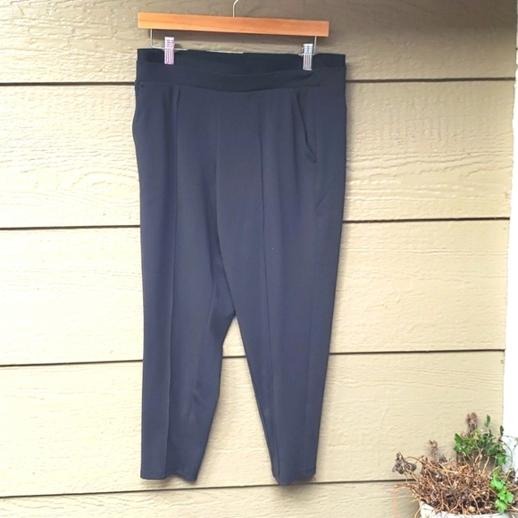 ATHLETA VENICE PINTUCK PANT Sold out black SP - Picture 6 of 15